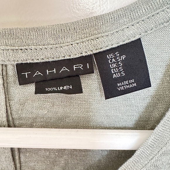 EUC Tahari Green 100% linen cap sleeve top with buttoned up back - Picture 3 of 4